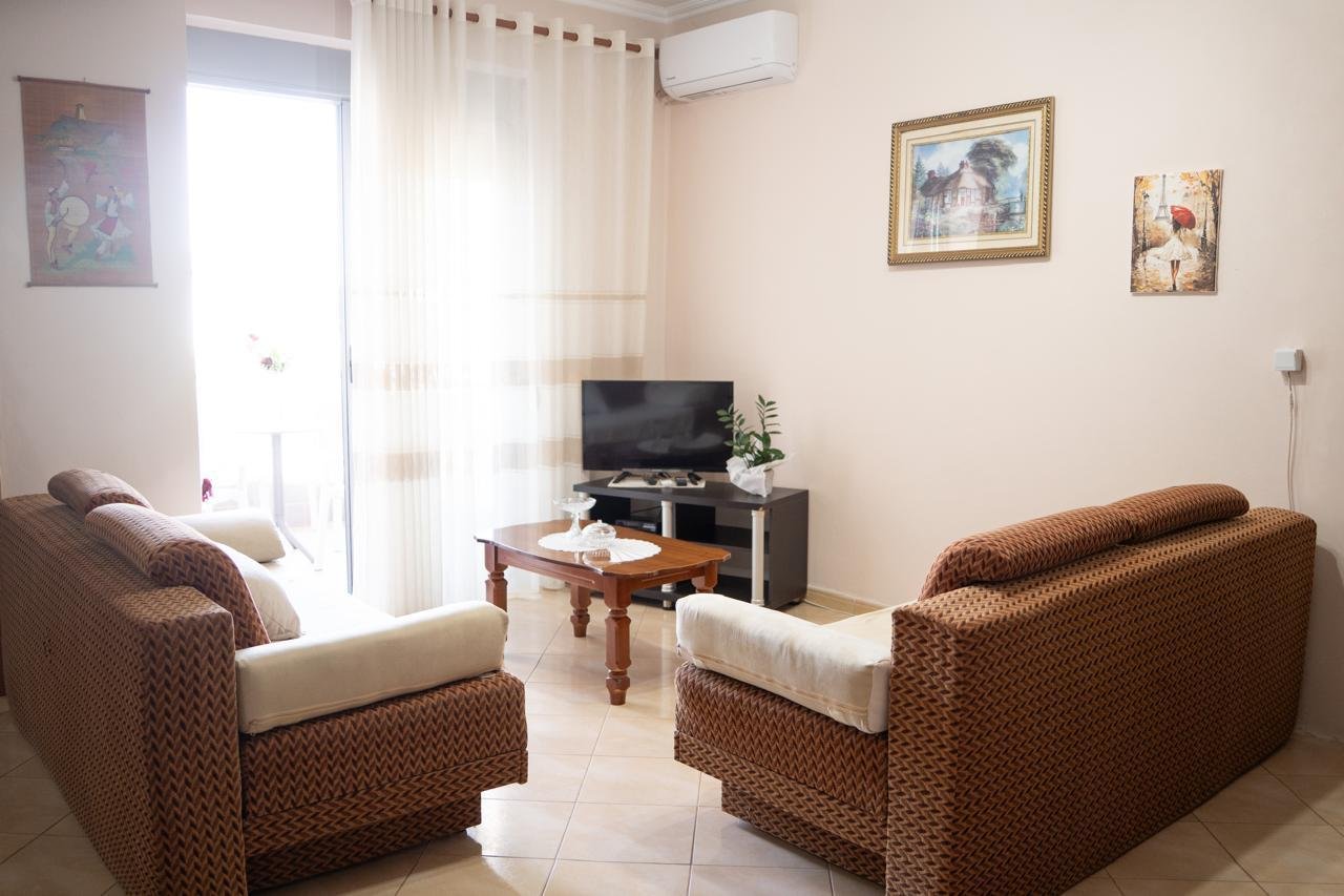 APPARTAMENTO 1+1 IN AFFITTO, IN VIA "DHIMITER KONOMI"!