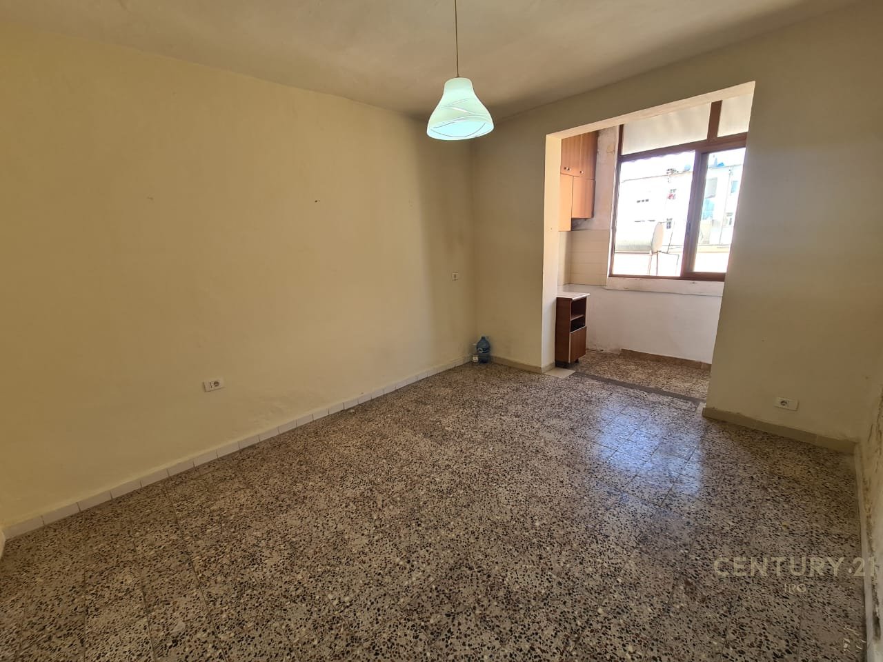 APPARTAMENTO 1+1+RIPOSTIGLIO SOLO IL 21 DICEMBRE!