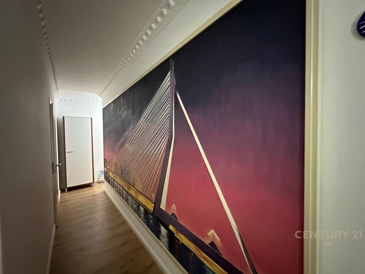 Appartamento 3+1+2 in vendita a Blloku Gintash, Laprake!