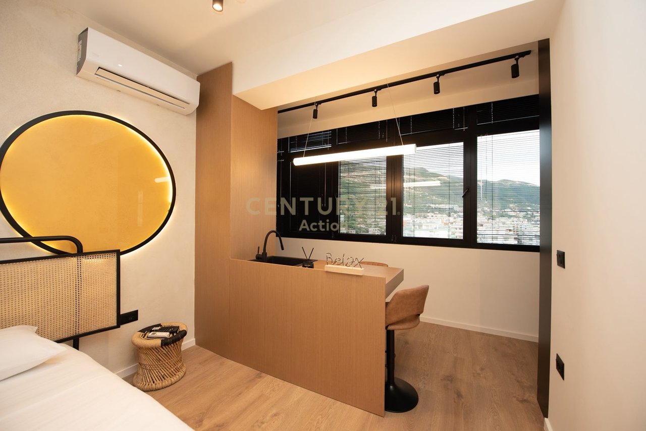 Shesim Apartament 1+1 dhe 1 Studio  në Lungomare, Vlorë  | 117 m² !