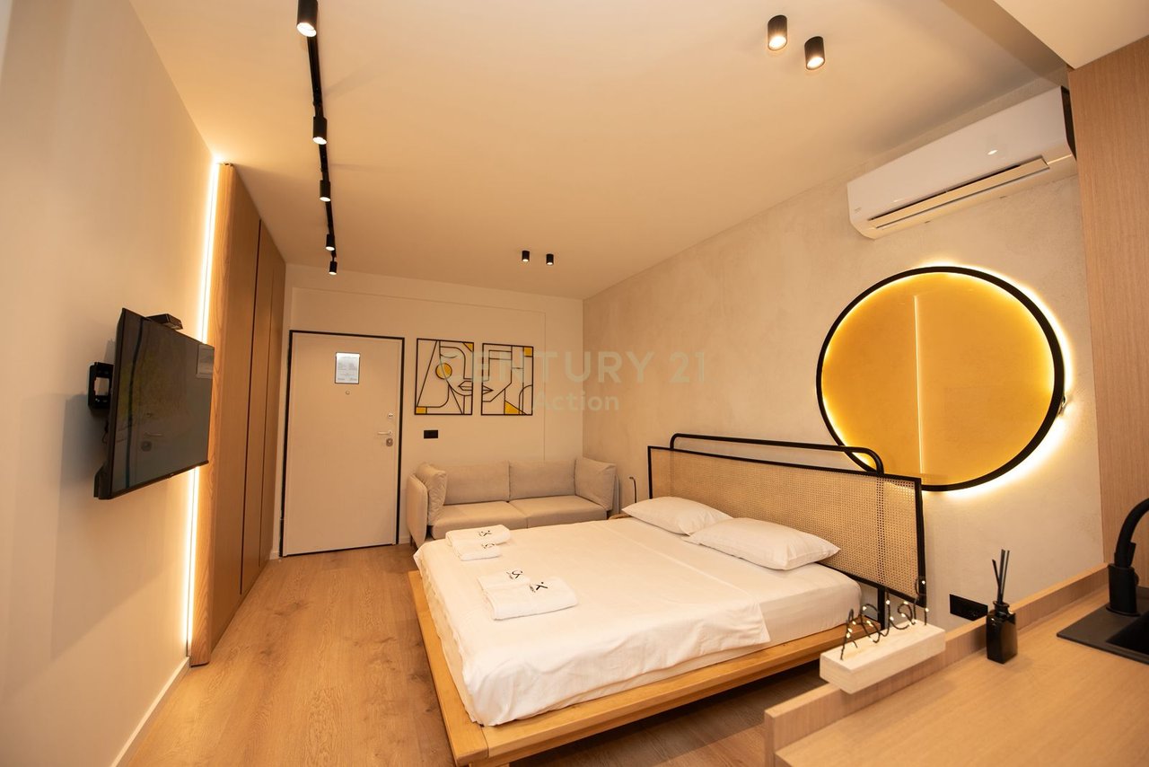 Shesim Apartament 1+1 dhe 1 Studio  në Lungomare, Vlorë  | 117 m² !