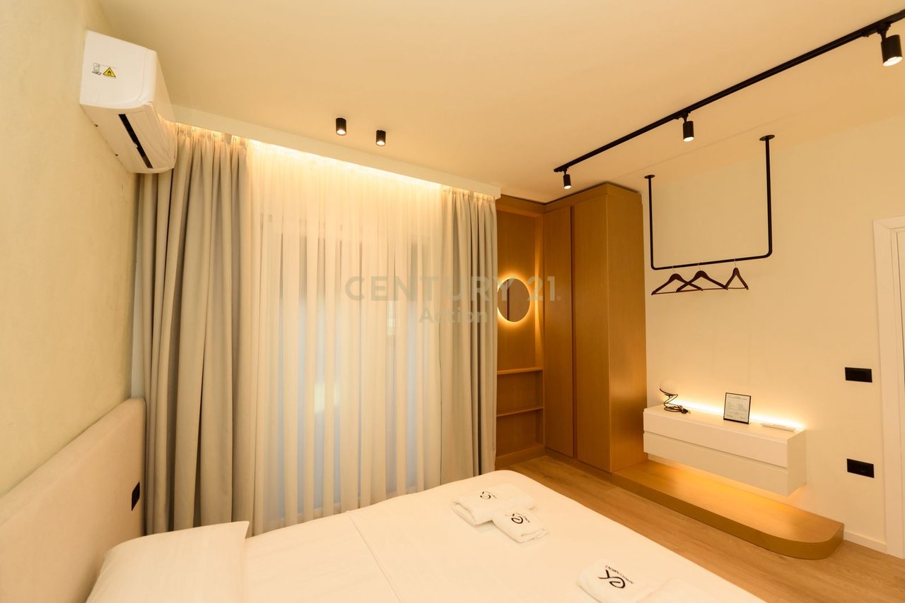 Shesim Apartament 1+1 dhe 1 Studio  në Lungomare, Vlorë  | 117 m² !