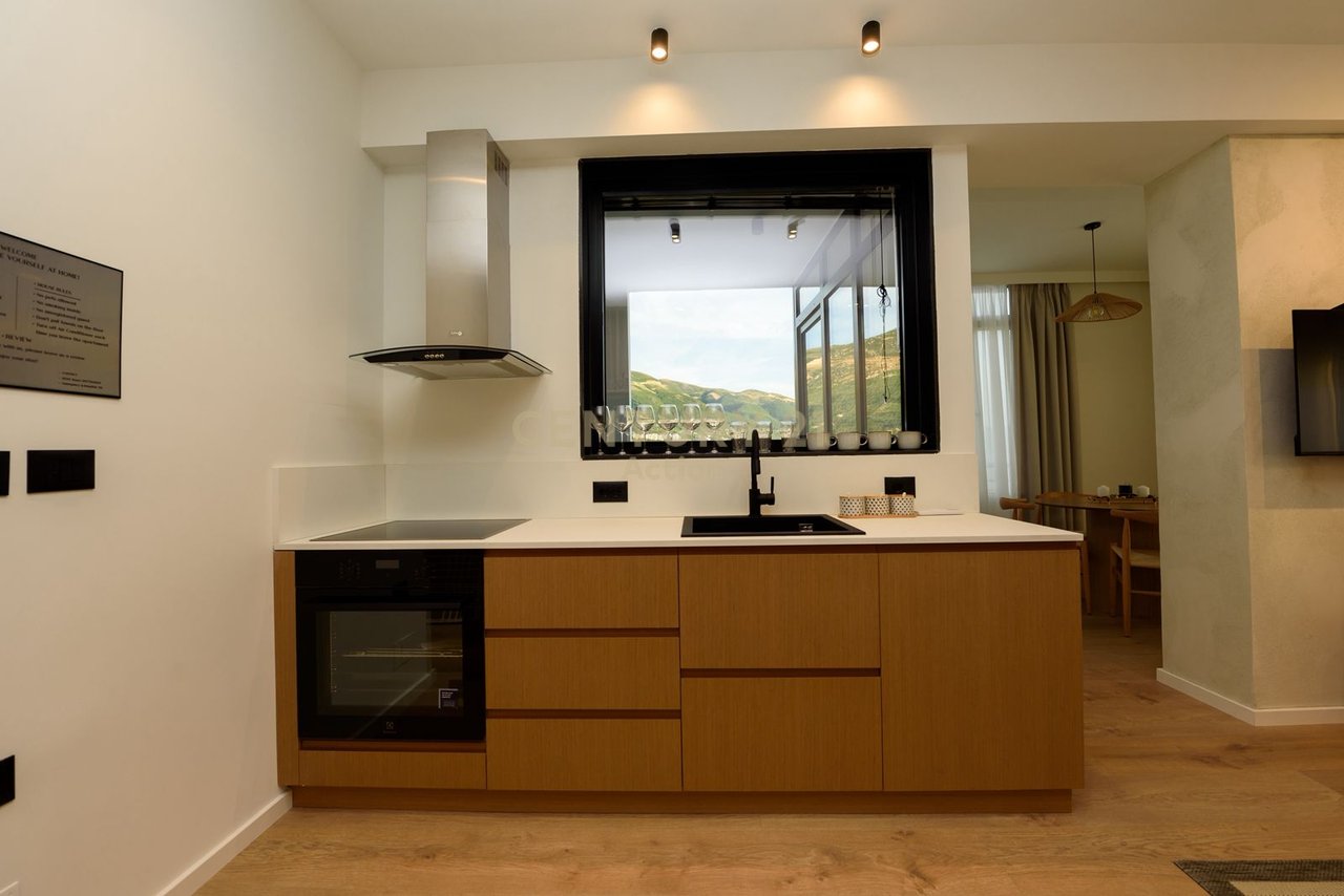 Shesim Apartament 1+1 dhe 1 Studio  në Lungomare, Vlorë  | 117 m² !