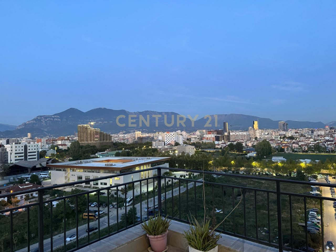 APARTAMENT MODERN ME QIRA, ISH-FUSHA E AVIACIONIT