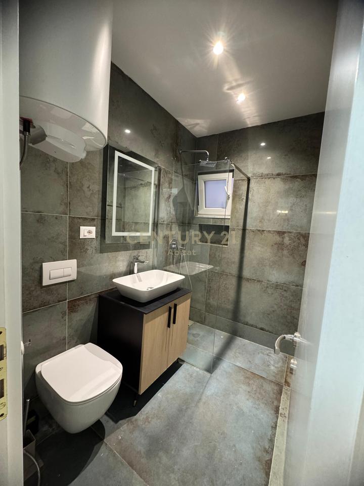 APARTAMENT MODERN ME QIRA, ISH-FUSHA E AVIACIONIT