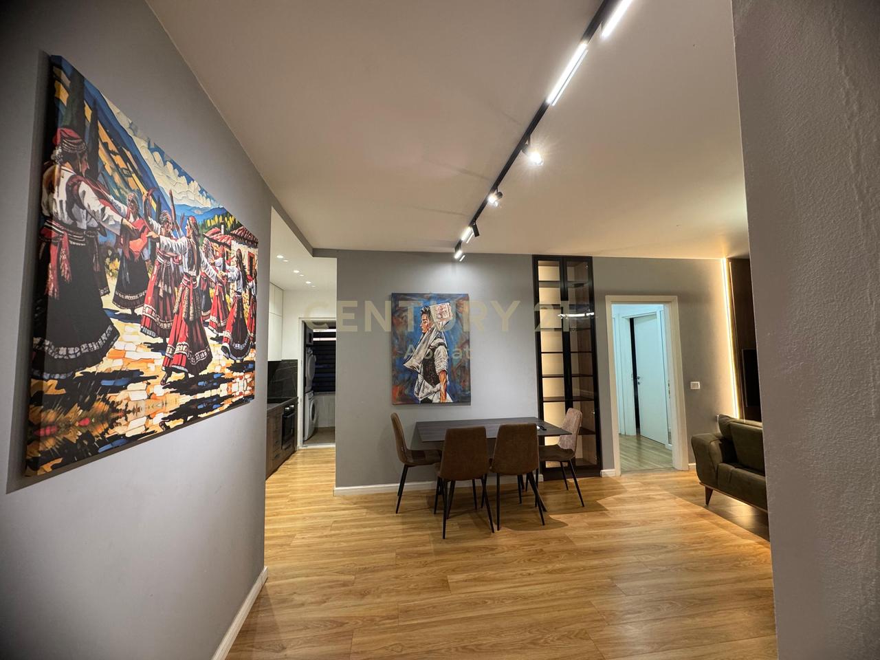APARTAMENT MODERN ME QIRA, ISH-FUSHA E AVIACIONIT
