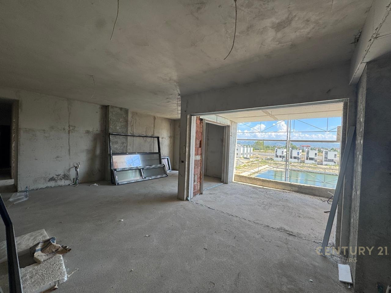 APARTAMENT 2+1+2 ME PAMJE NGA MARINA TE TURQUOISE MARINA!