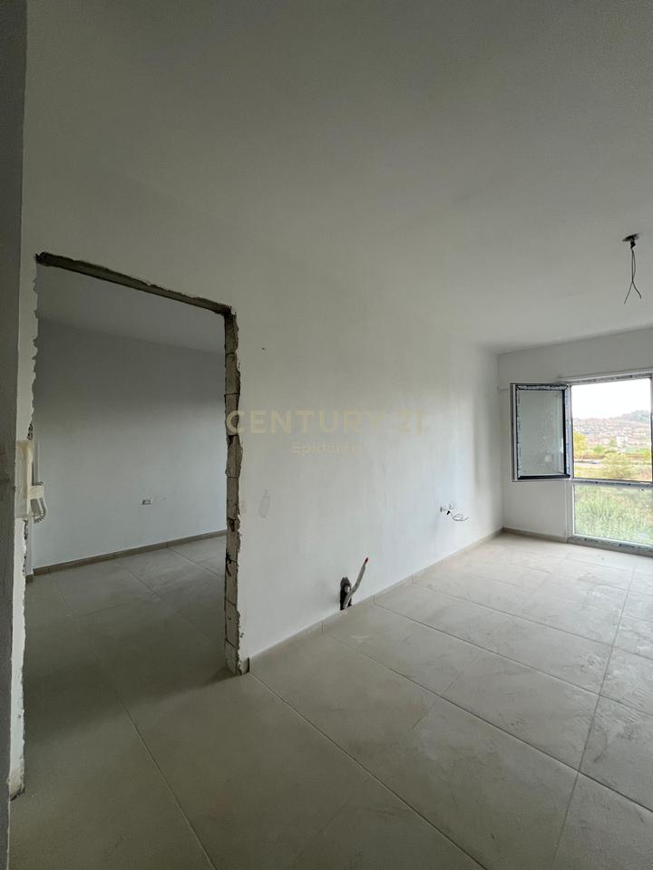 Shitet Apartament 1+1 tek Adriatic Garden Residence, Golem!