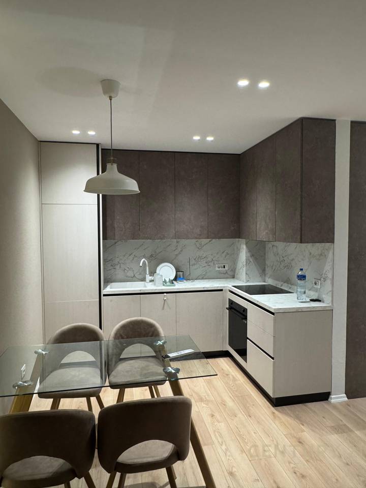 JEPET APARTAMENT 2+1+Post Parkimi PER QIRA TEK UNIVERS CITY!