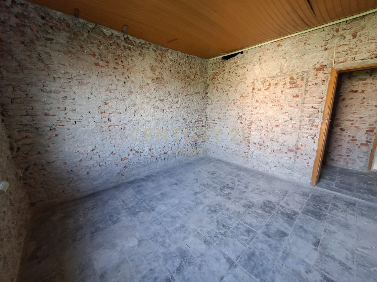 Appartamento 2+1 in Vendita a Rus, Shkodër - 52.000€ | 80 m²