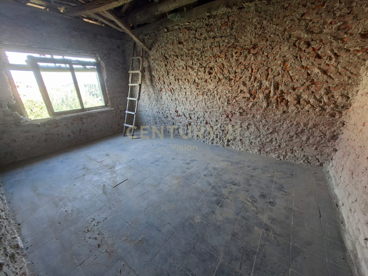 Appartamento 2+1 in Vendita a Rus, Shkodër - 52.000€ | 80 m²