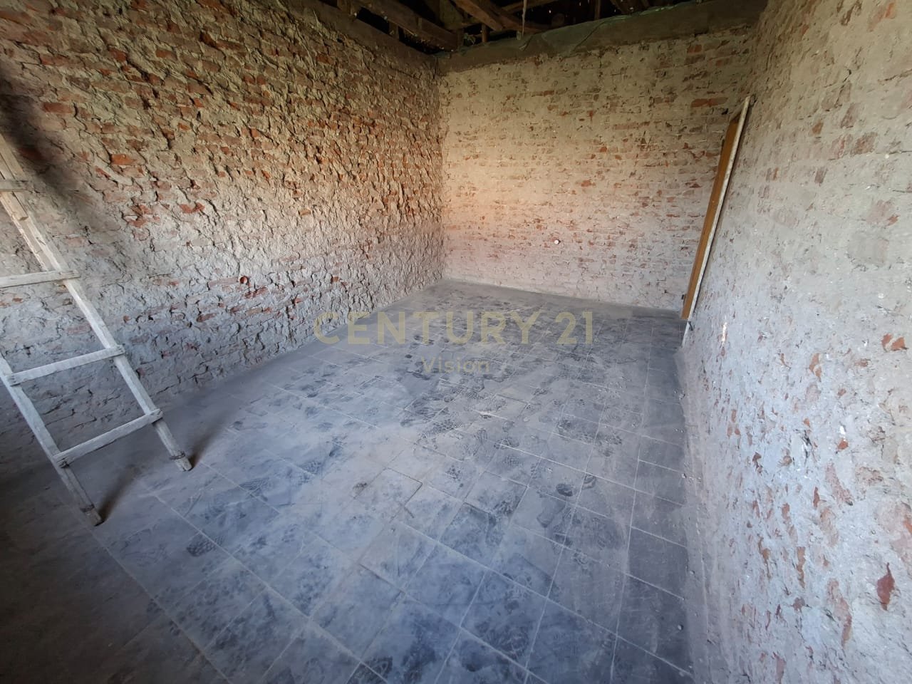 Appartamento 2+1 in Vendita a Rus, Shkodër - 52.000€ | 80 m²