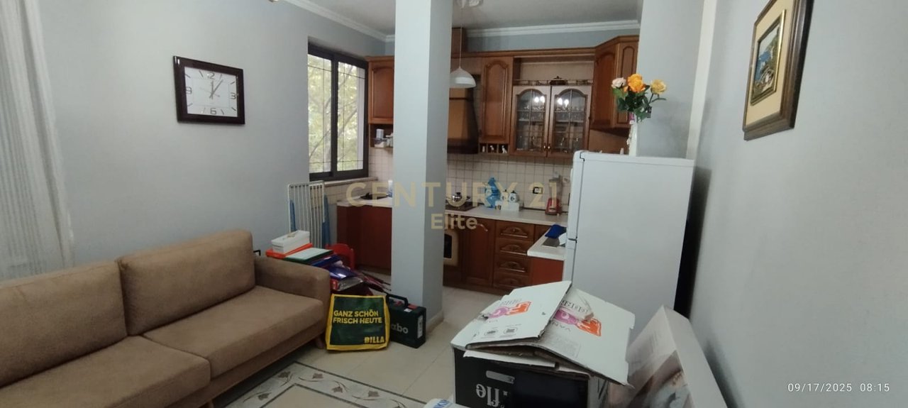 Jepet me qira apartament 1+1 tek PALLATET AGIMI.