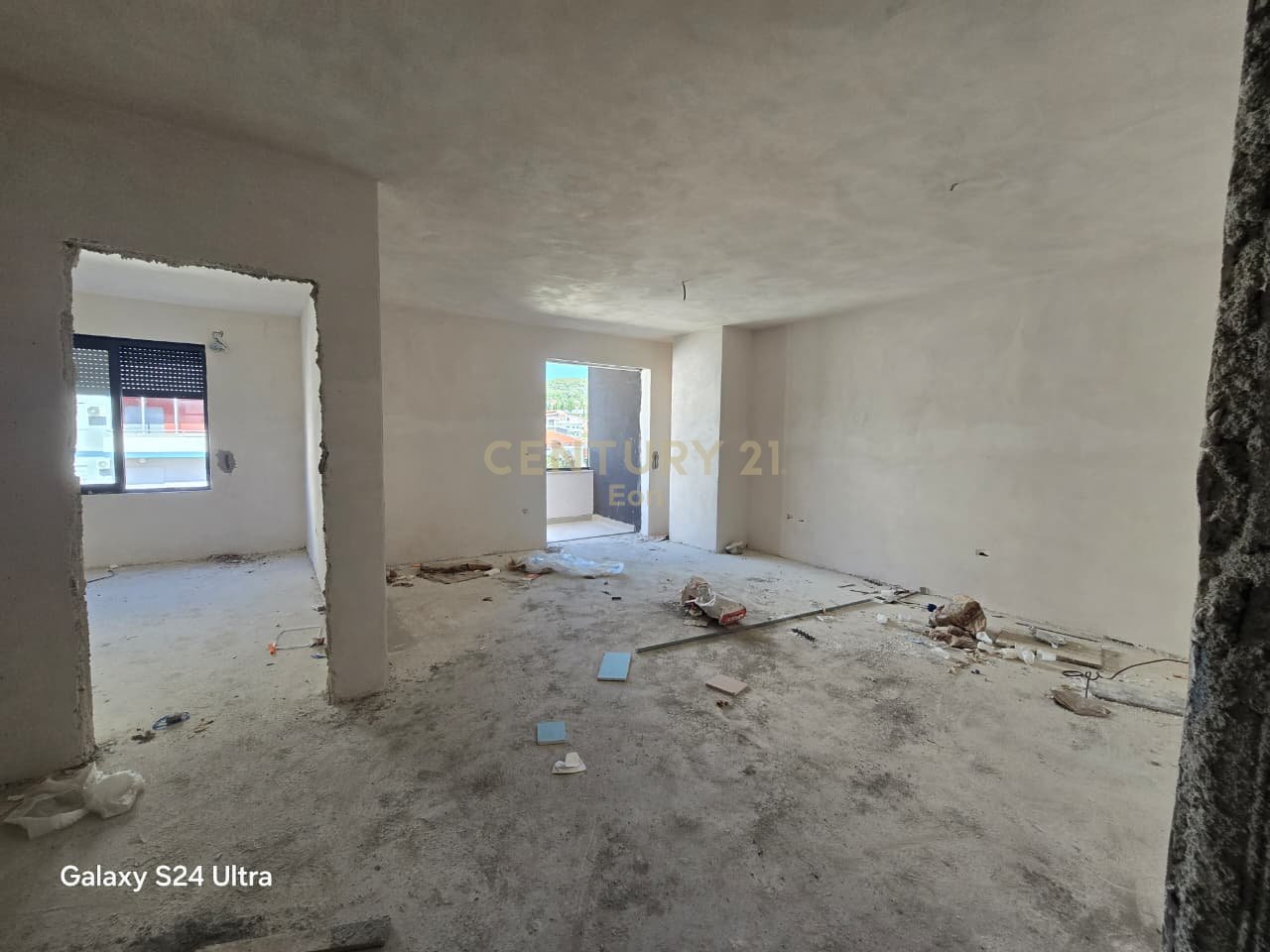 Apartment 1+1 for sale with parking in Golem – Residence "Saeli Construction"! (car accepted)
