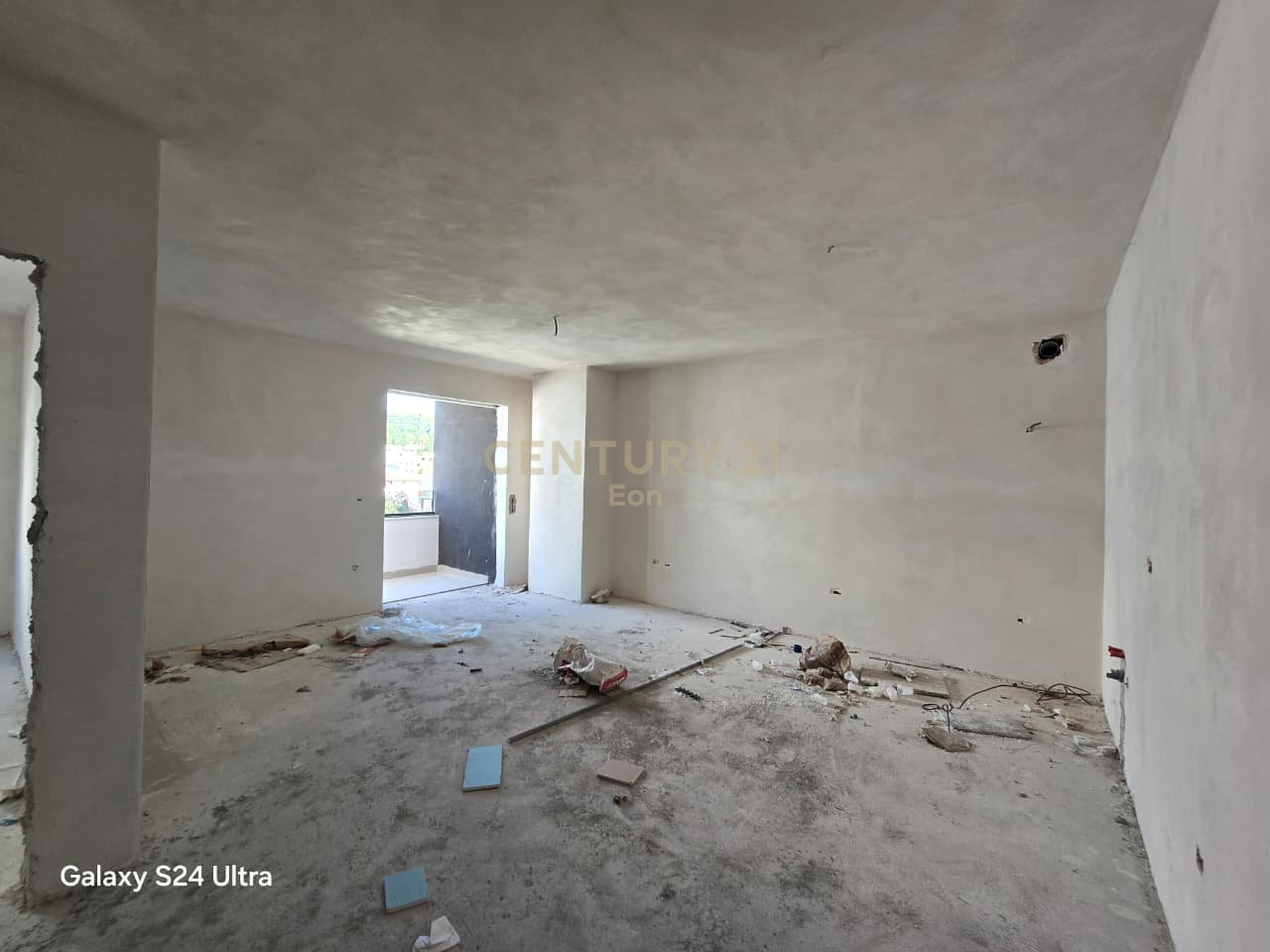 Apartment 1+1 for sale with parking in Golem – Residence "Saeli Construction"! (car accepted)