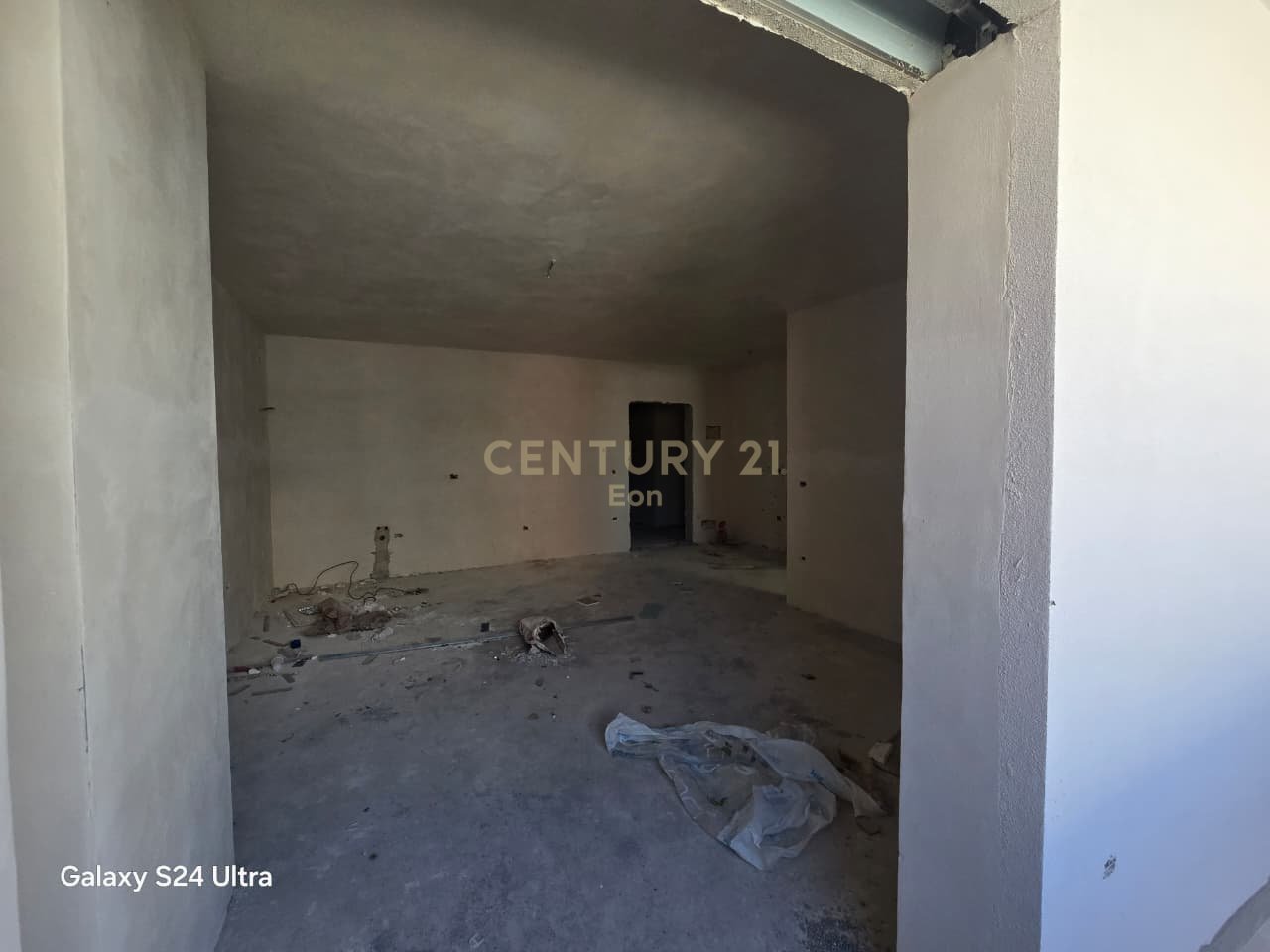 Apartment 1+1 for sale with parking in Golem – Residence "Saeli Construction"! (car accepted)