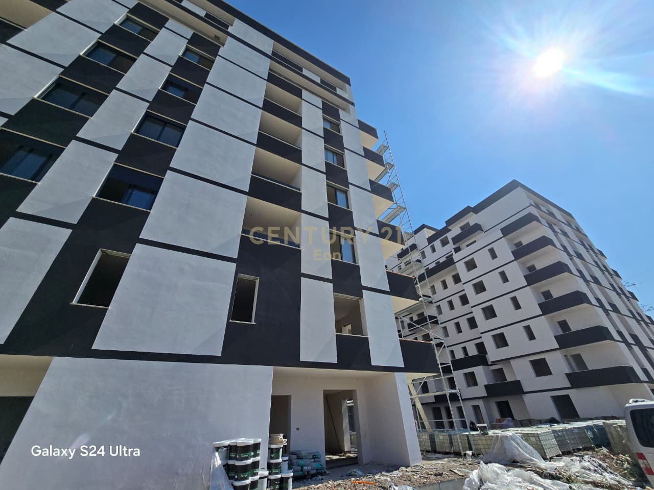 Apartment 1+1 for sale with parking in Golem – Residence "Saeli Construction"! (car accepted)