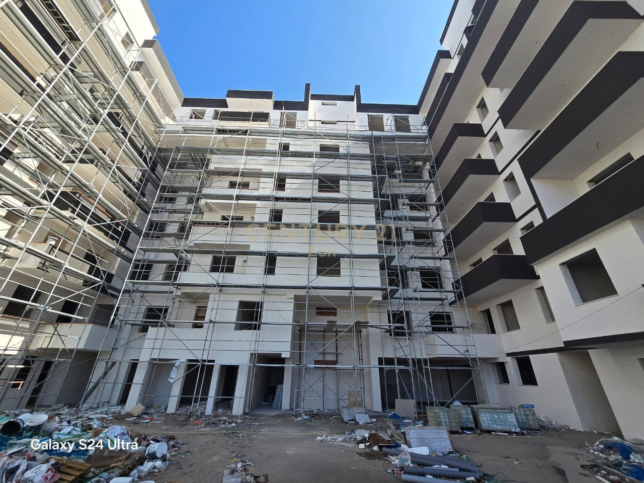 Apartment 1+1 for sale with parking in Golem – Residence "Saeli Construction"! (car accepted)