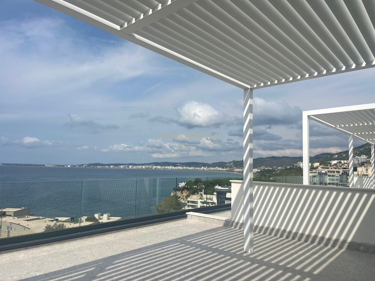PENTHOUSE APARTMENT WITH PANORAMIC SEA VIEW IN VLORE!!!