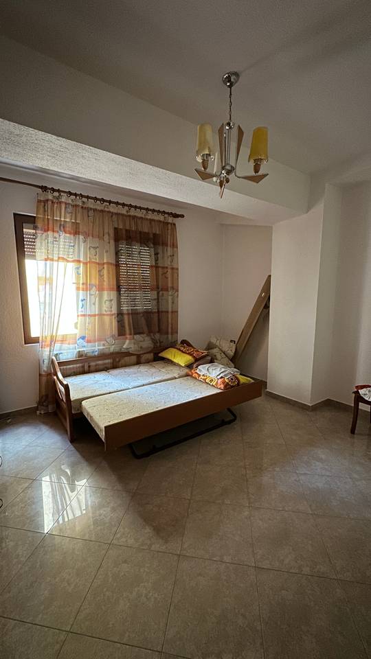 APARTMENT FOR RENT 90 M² – VIEW OF THE LAKE AND STADIUM