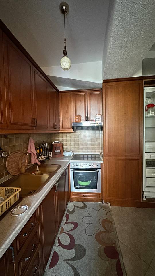 APARTMENT FOR RENT 90 M² – VIEW OF THE LAKE AND STADIUM