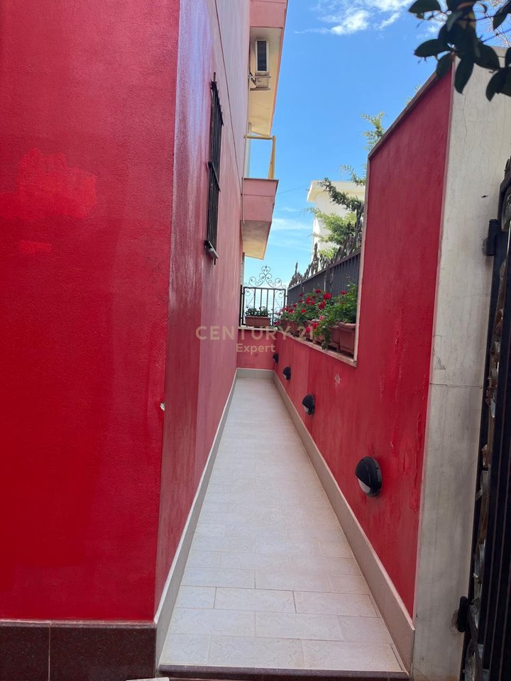 SHESIM 2 APARTAMENTE 1+1 NE SARANDE !!