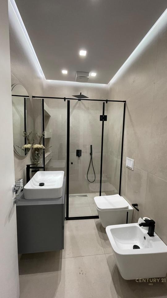 Appartamento 3+1+ posto auto in affitto nel Garden Building!