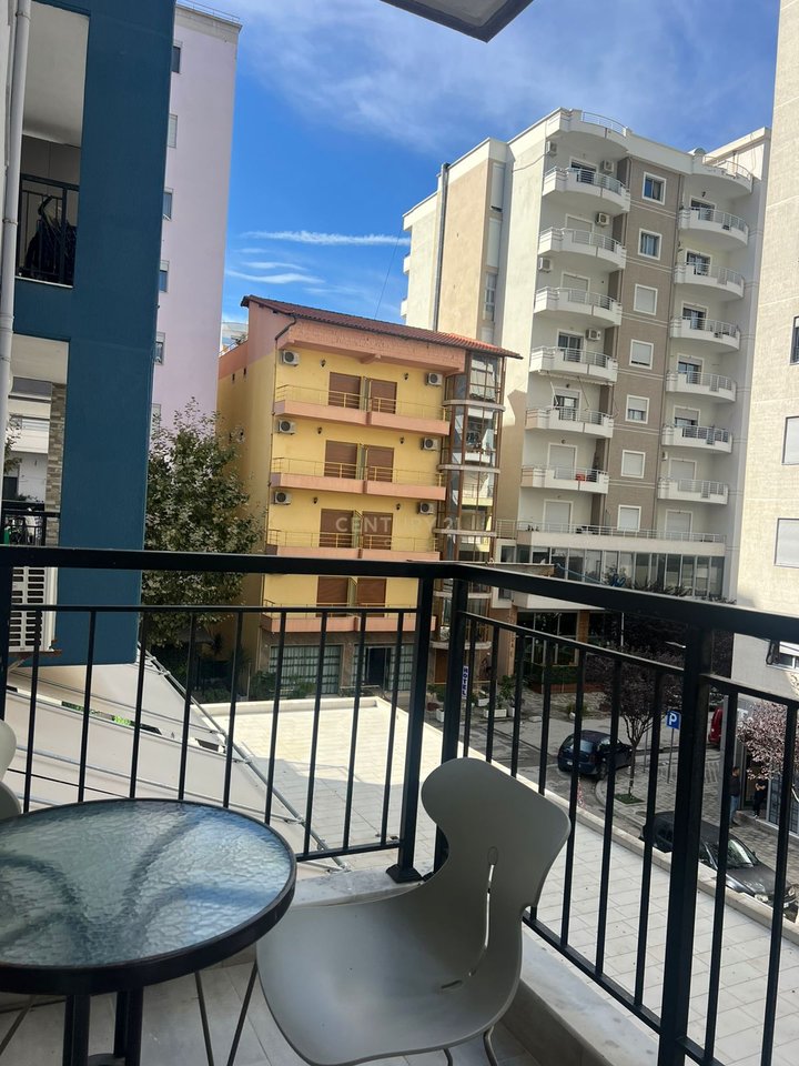 MONOLOCALE IN VENDITA - QUARTIERE PAVARESIA, VLORE