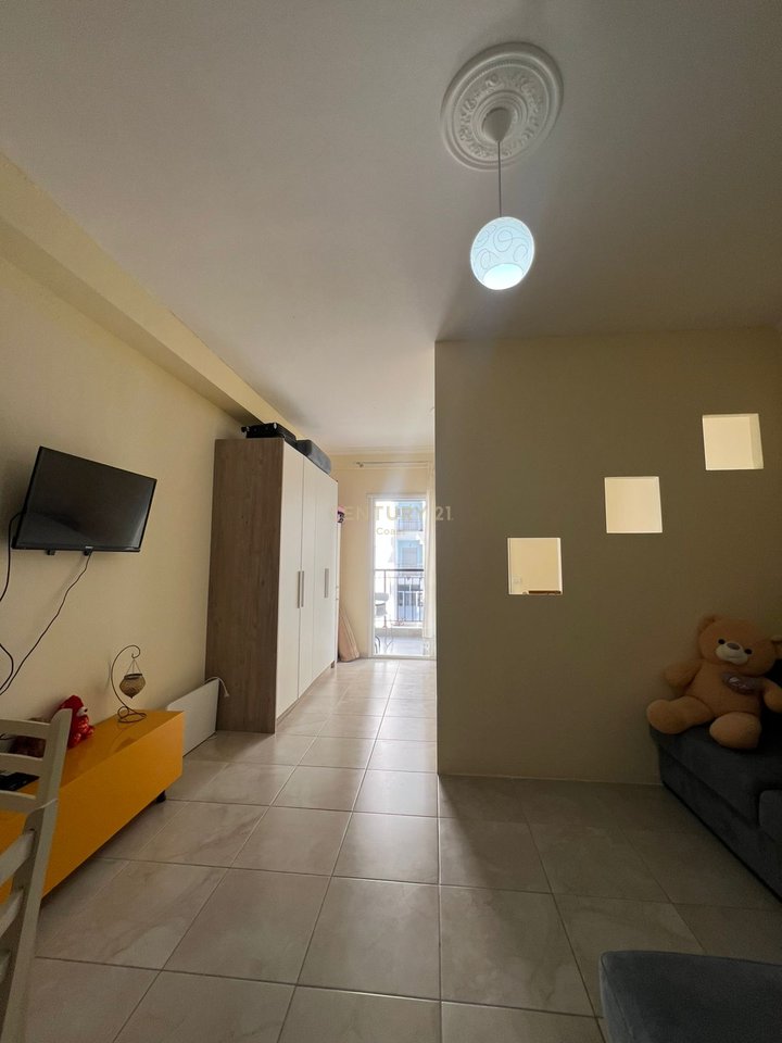 MONOLOCALE IN VENDITA - QUARTIERE PAVARESIA, VLORE