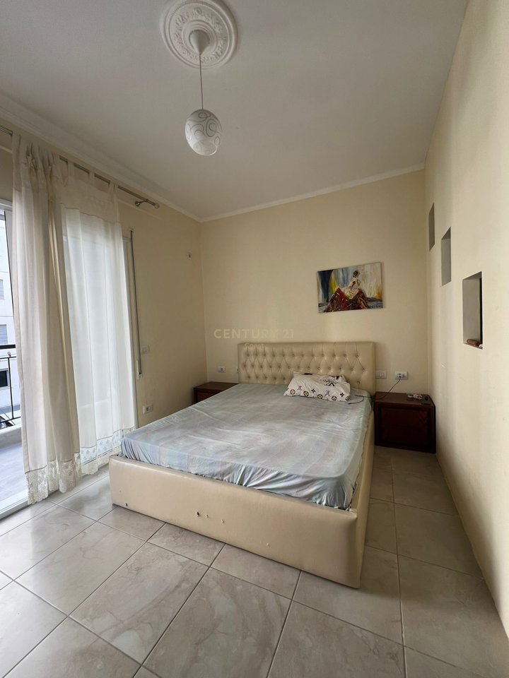 MONOLOCALE IN VENDITA - QUARTIERE PAVARESIA, VLORE