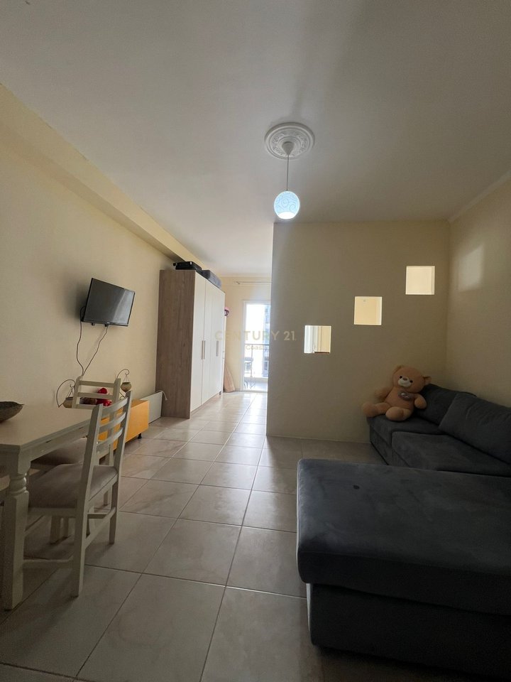 MONOLOCALE IN VENDITA - QUARTIERE PAVARESIA, VLORE