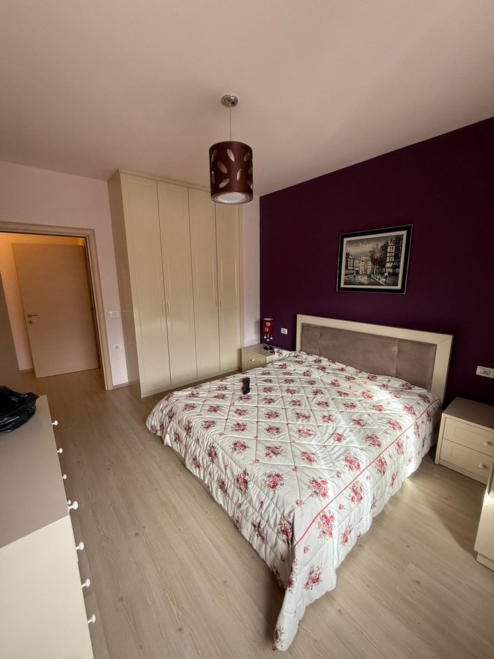 Shitet Apartament 2+1 – Pranë Hotel Pogradeci, Pogradec