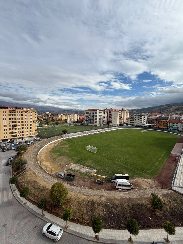 Shitet Apartament 2+1 – Pranë Hotel Pogradeci, Pogradec