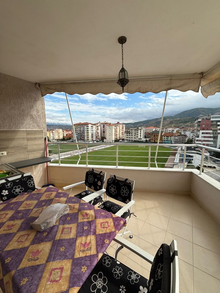 Shitet Apartament 2+1 – Pranë Hotel Pogradeci, Pogradec