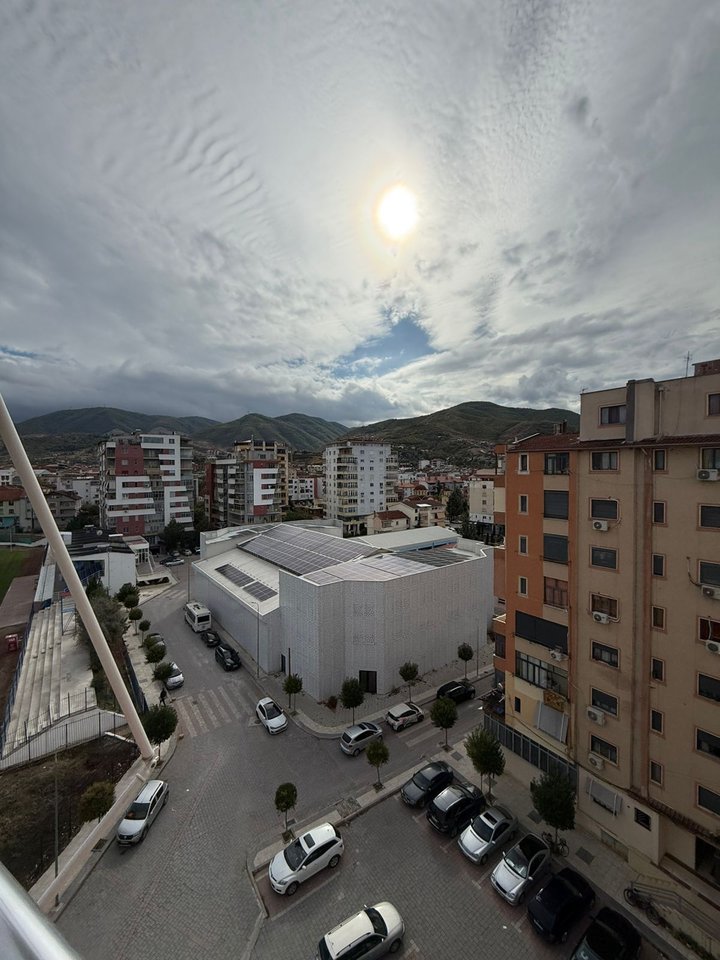 Shitet Apartament 2+1 – Pranë Hotel Pogradeci, Pogradec