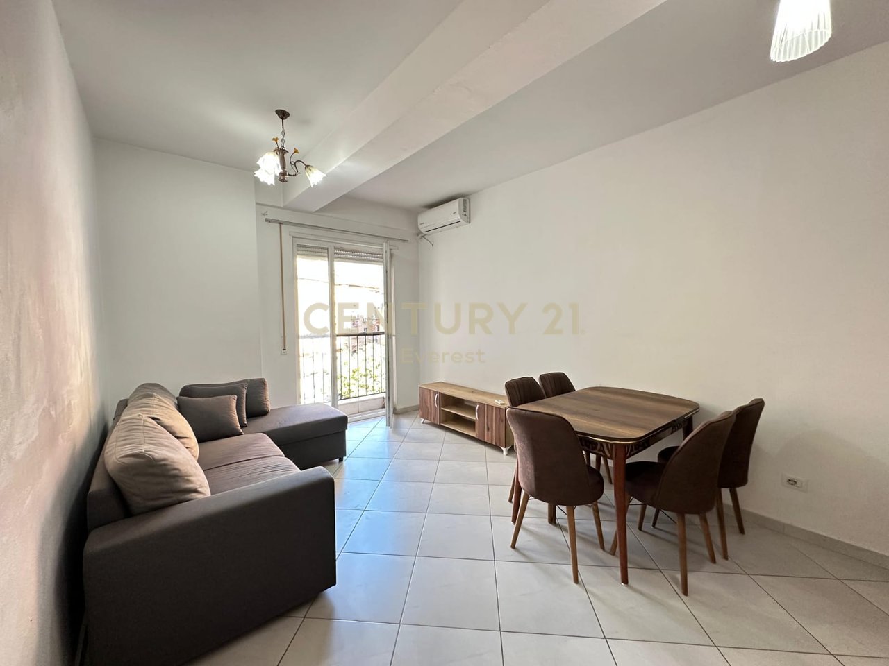 BRRYLI, SHESIM APARTAMENT 1+1