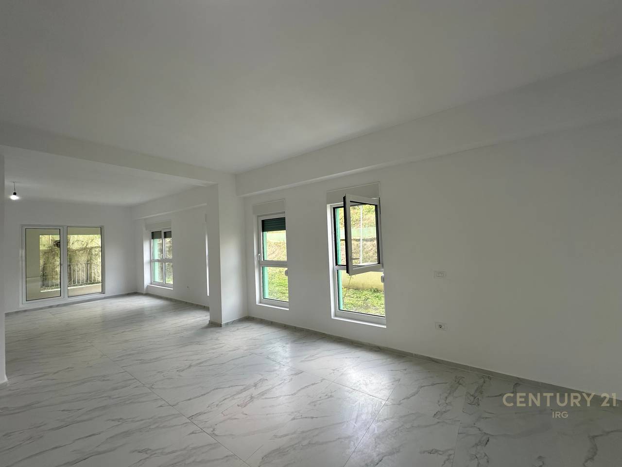 Spazio Commerciale in Affitto presso Kaimi Residence!