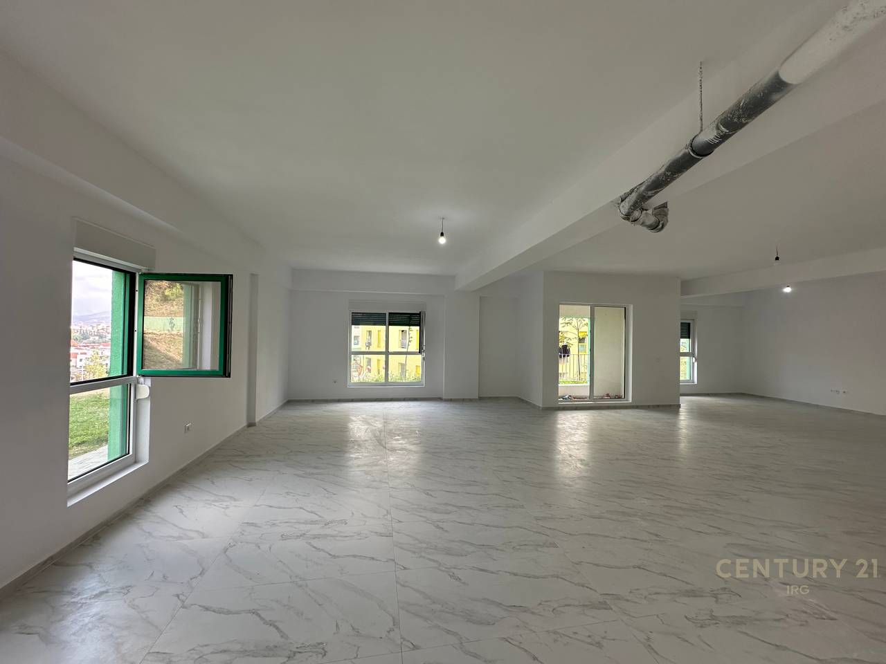 Spazio Commerciale in Affitto presso Kaimi Residence!