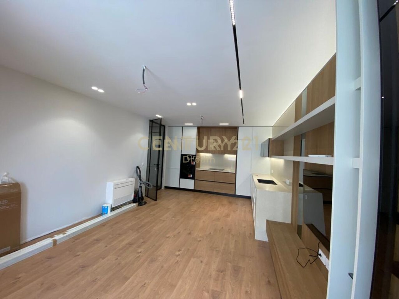 APARTAMENT 2+1+2 NE SHITJE PRANE ''VET HOSPITAL''