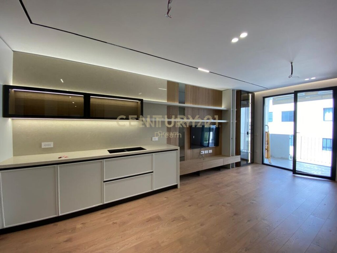 APARTAMENT 2+1+2 NE SHITJE PRANE ''VET HOSPITAL''