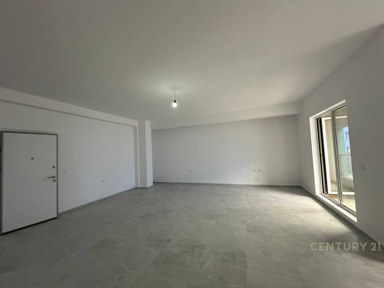 Ambient Komercial për Qira – Rezidenca Kaimi!