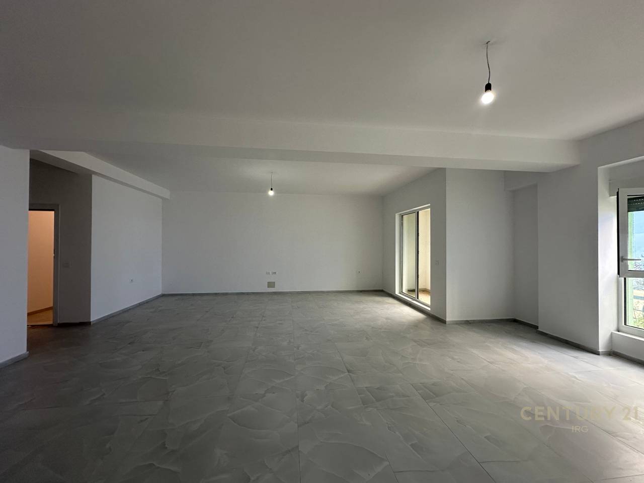 Spazio Commerciale in Affitto – Residenza Kaimi!