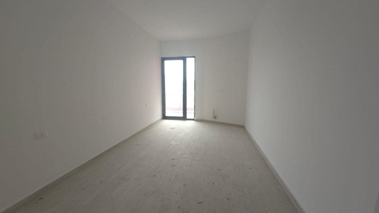 PER SHITJE APARTAMENT 2+1+2 TEK ARLIS FARMACIA 10 !