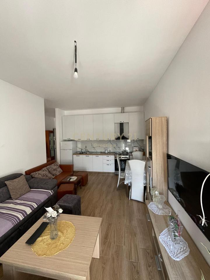 APPARTAMENTO 2+1 IN AFFITTO, VICINO ALL'EX DOGANA, TIRANA!