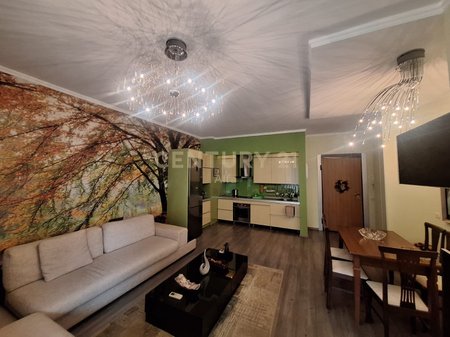 Appartamento 2+1 in affitto in via Barrikadave (di fronte alla scuola “Sami Frashëri”)