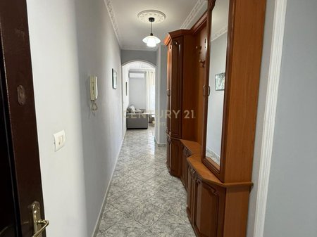 Apartament 1+1 per shitje ne Durres,Plazh