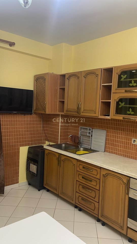 APARTMENT FOR RENT IN MEZEZ!
