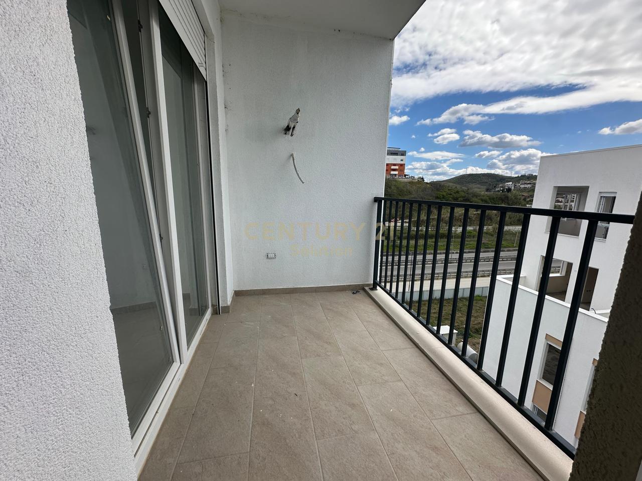 APARTAMENT 1+1 PER SHITJE NE GOLEM !