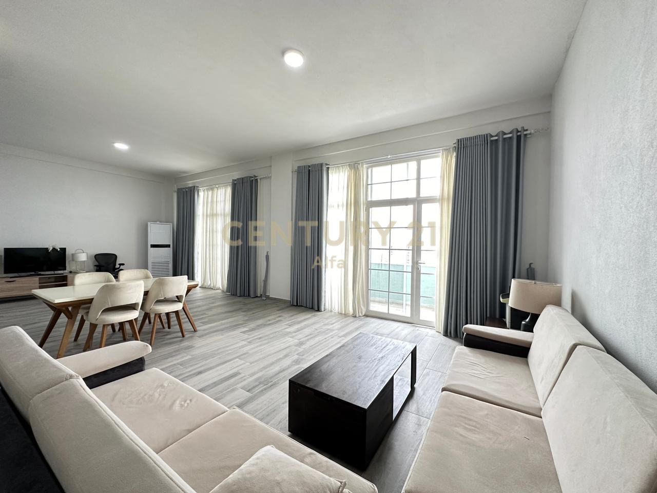 Penthouse for Rent in Paskuqan!