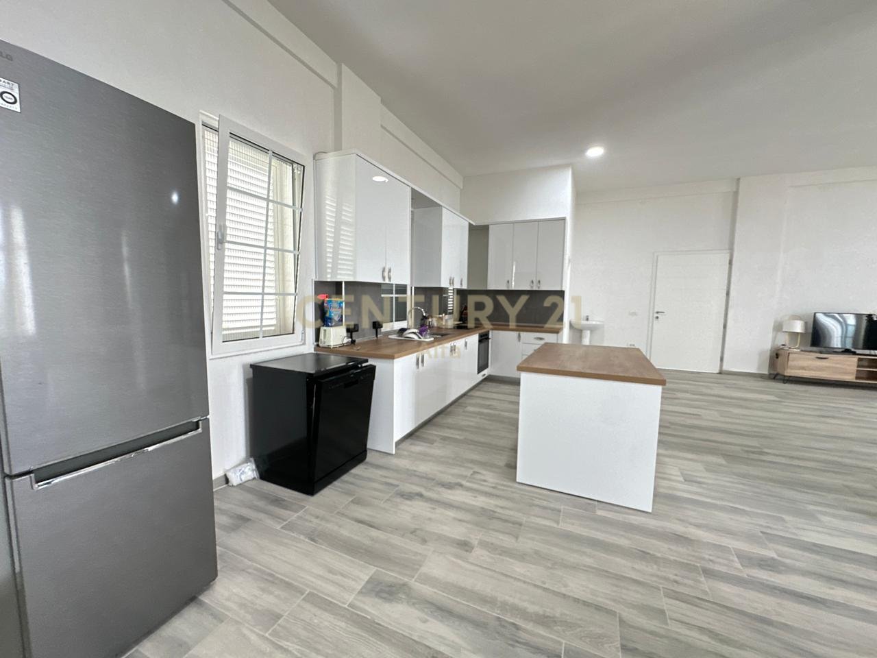 Penthouse for Rent in Paskuqan!